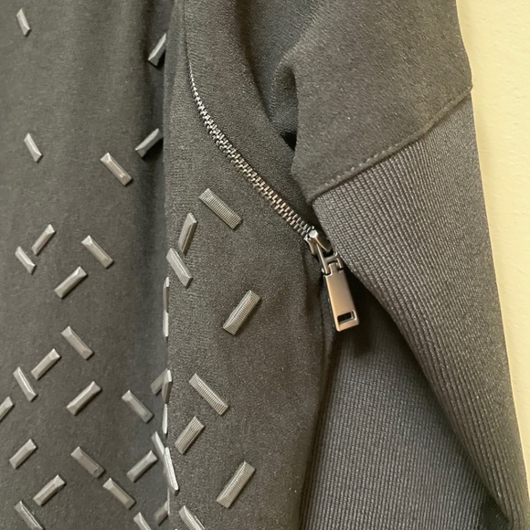 Elie Tahari. The Celeste knit, beaded, zipper, multi-fabric sweater  M-L - Picture 7 of 12